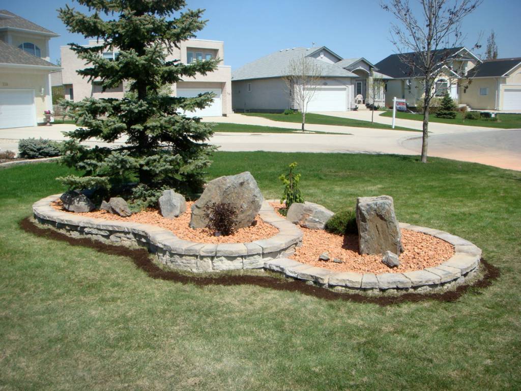 The Lawn Salon: one of Winnipeg's most experienced landscaping contractors