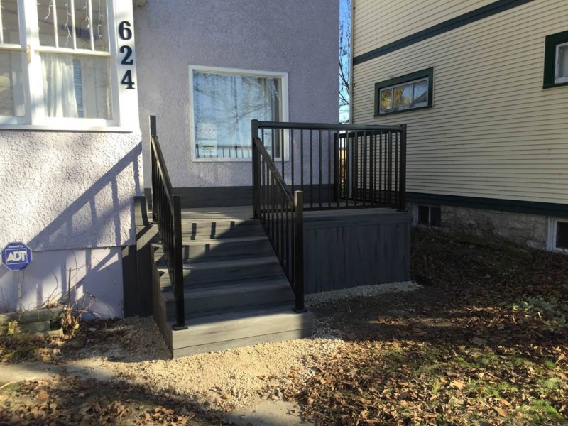 Trex composite front landing and stairs