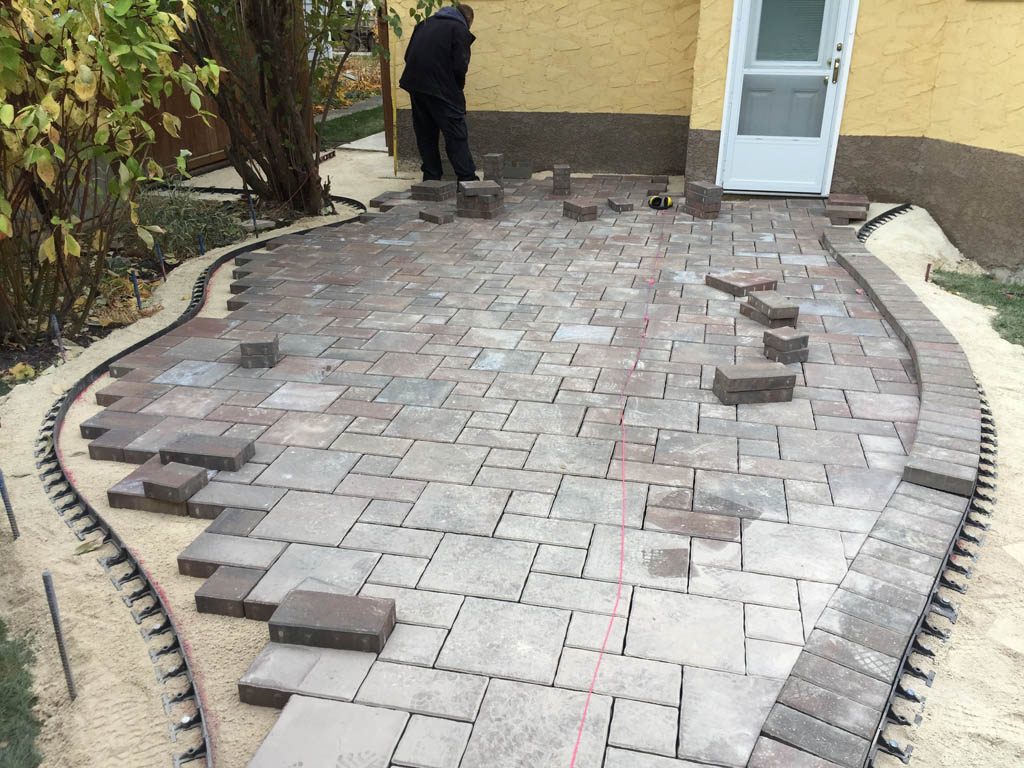 Verano paving stone patio