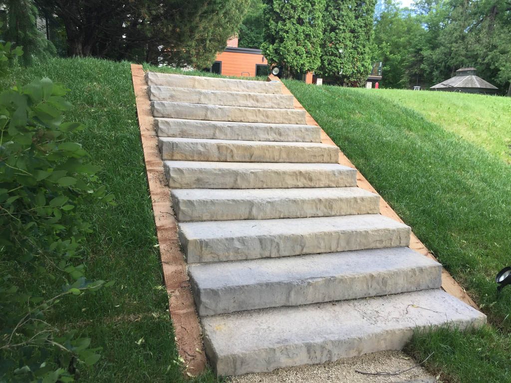 Rosetta Outcropping stone steps in riverbank dike