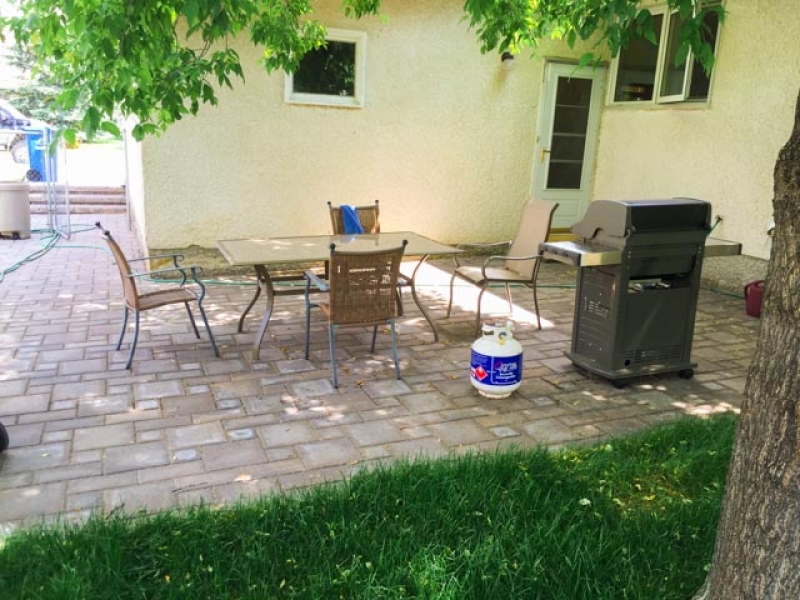 Patio and walk with Verano paving stones