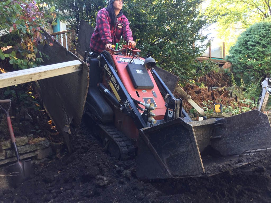 Pool removal from riverbank yard with small machine access only