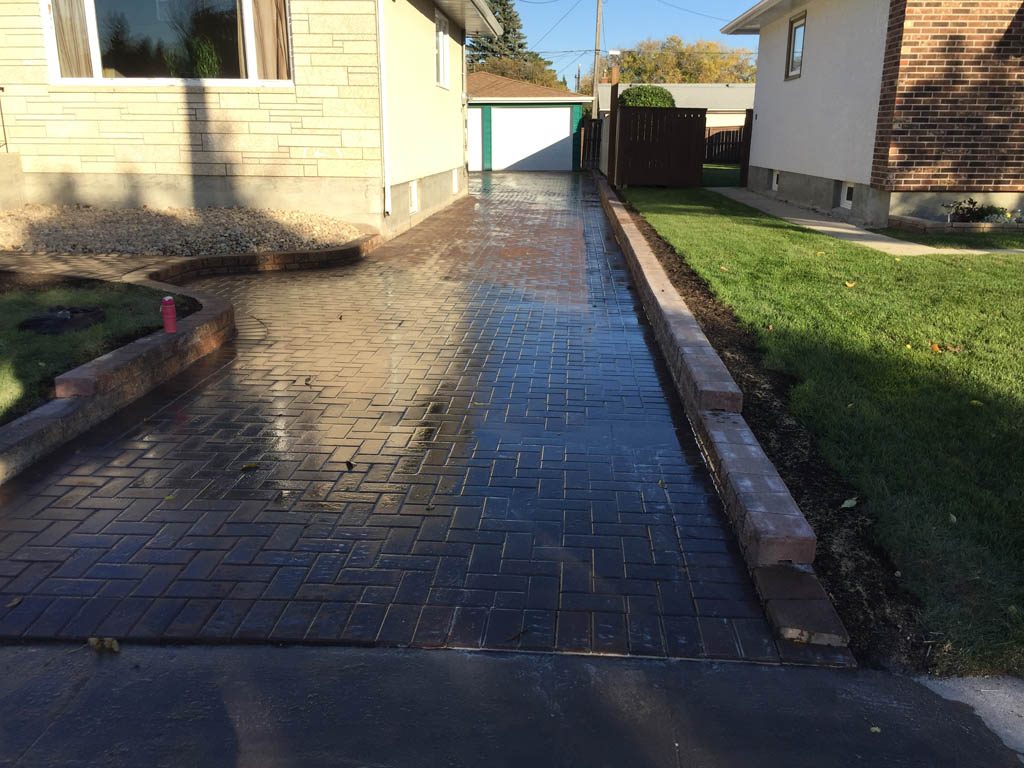 Holland paving stone driveway and front walk