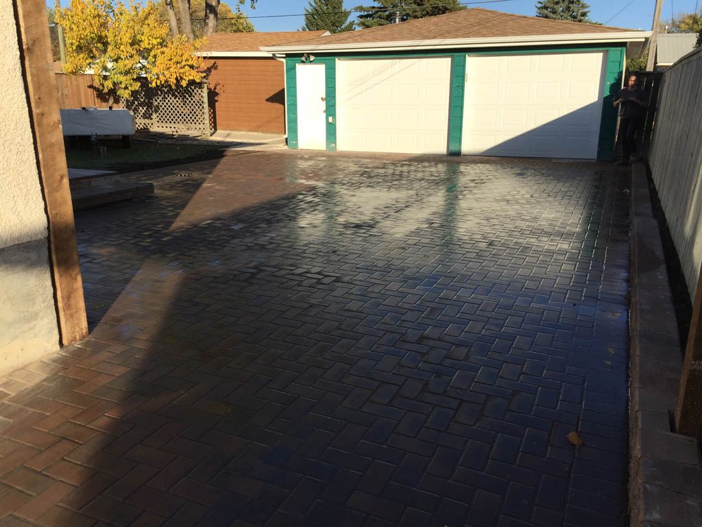 Holland paving stone driveway and front walk