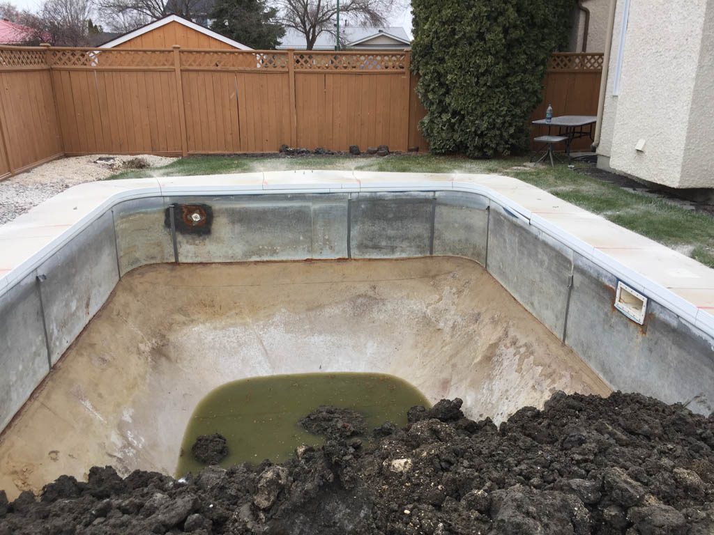 Early spring pool removal with 74 inch access