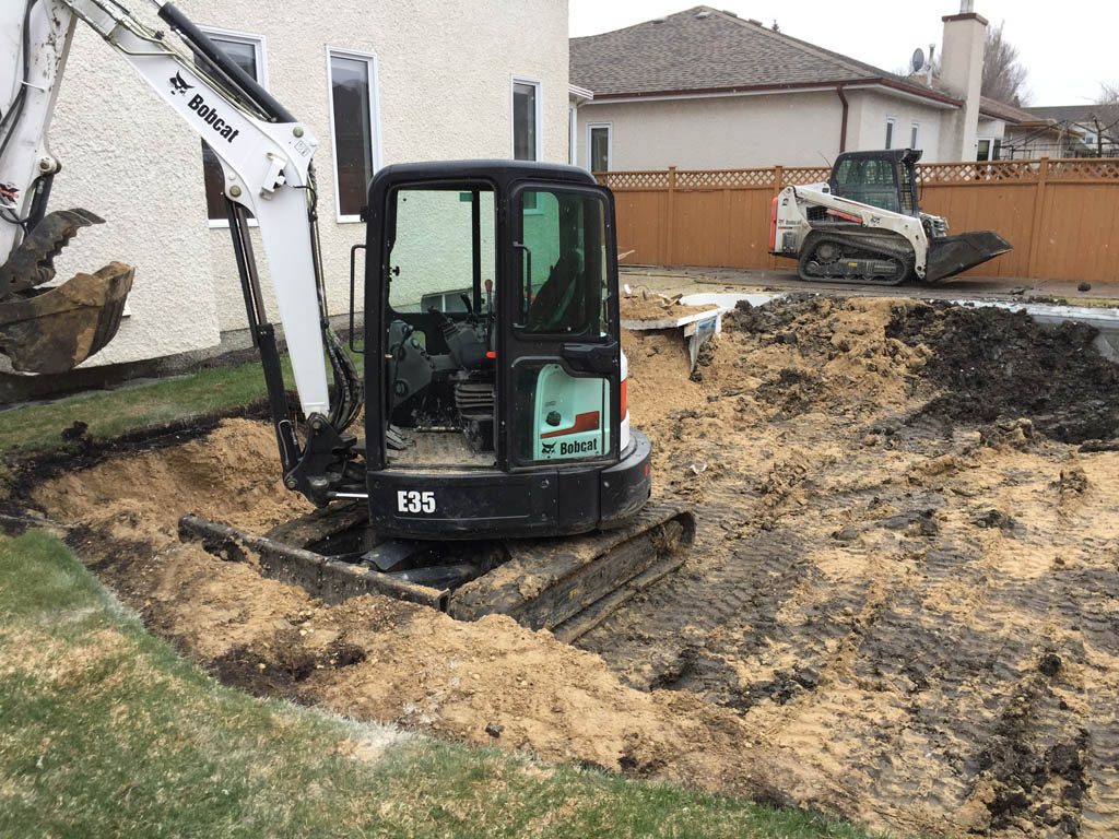 Early spring pool removal with 74 inch access